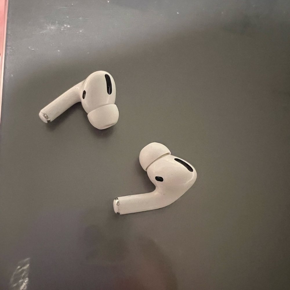 AirPods Pro 1 BUDS ONLY